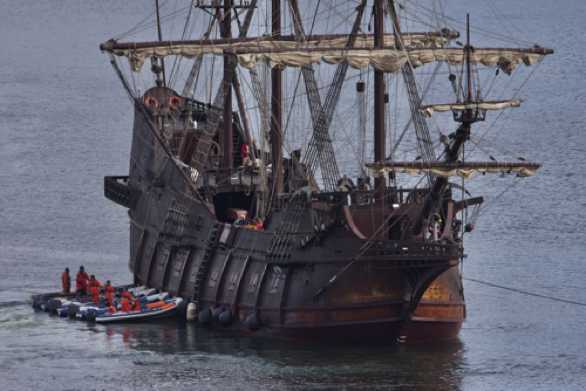26 September 2023 - 09:48:35

----------------------
How to moor a galleon. El Galeon Andalucia